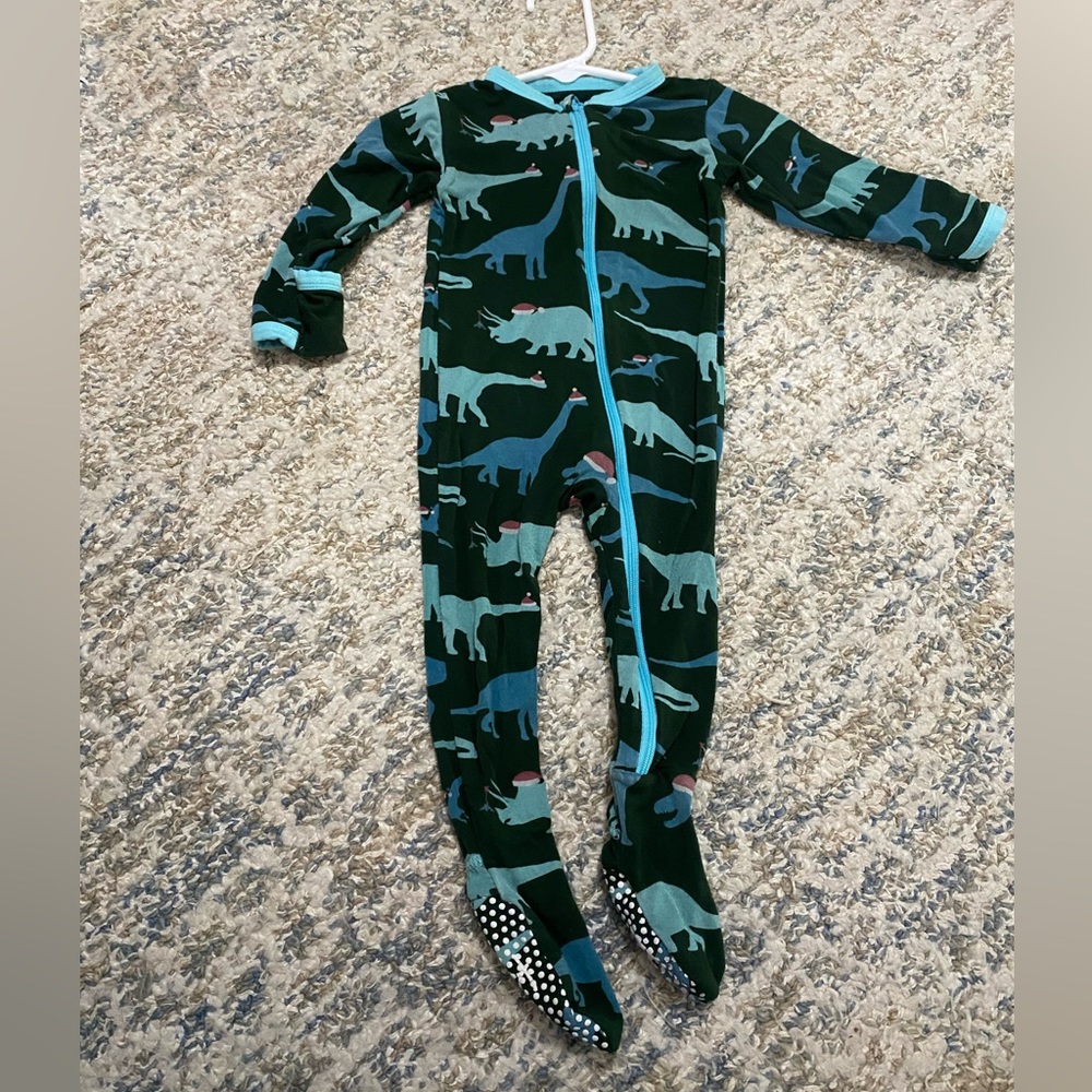 Christmas Kickee Pants 6-9m GUC